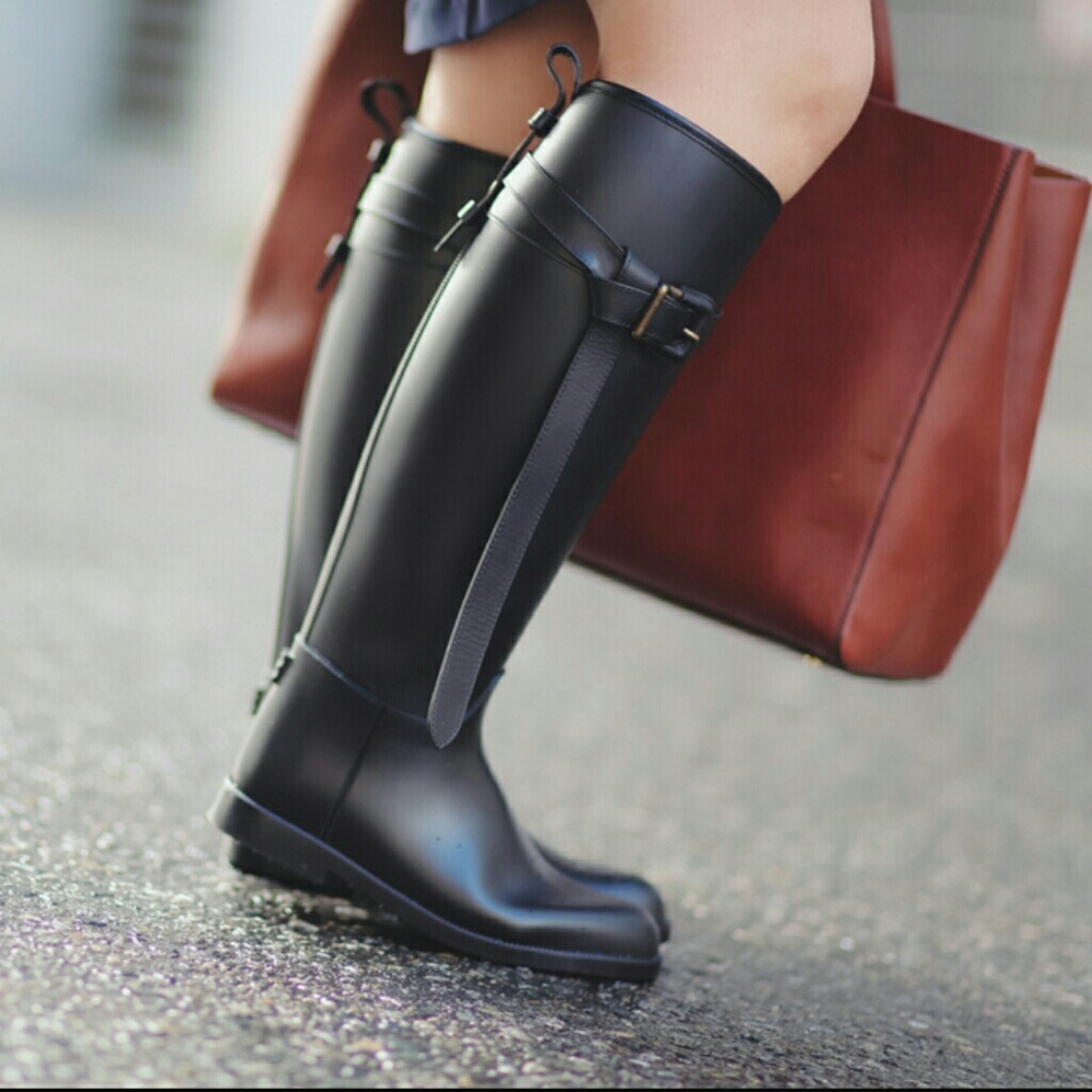 🖤 Authentic Burberry Rainboots